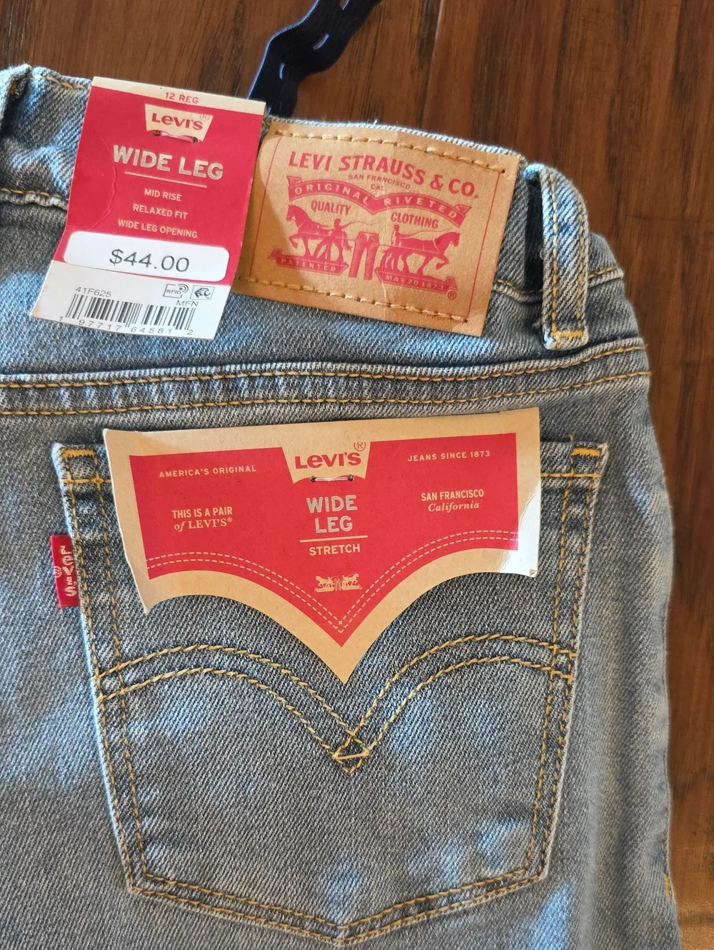 NWT Levi's Wide Leg Girls Size 12